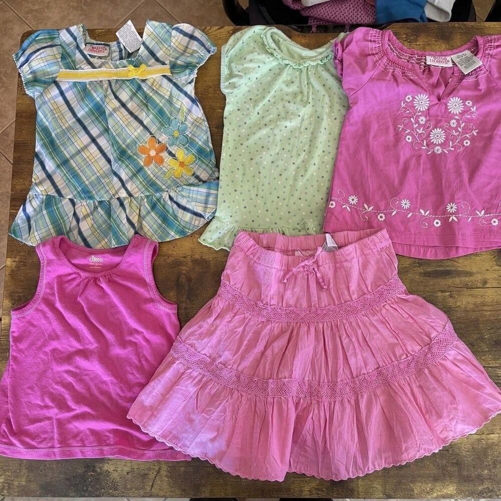 Girls 4T Bundle 5 items clothes Tops, Skirt Play time Preschool school